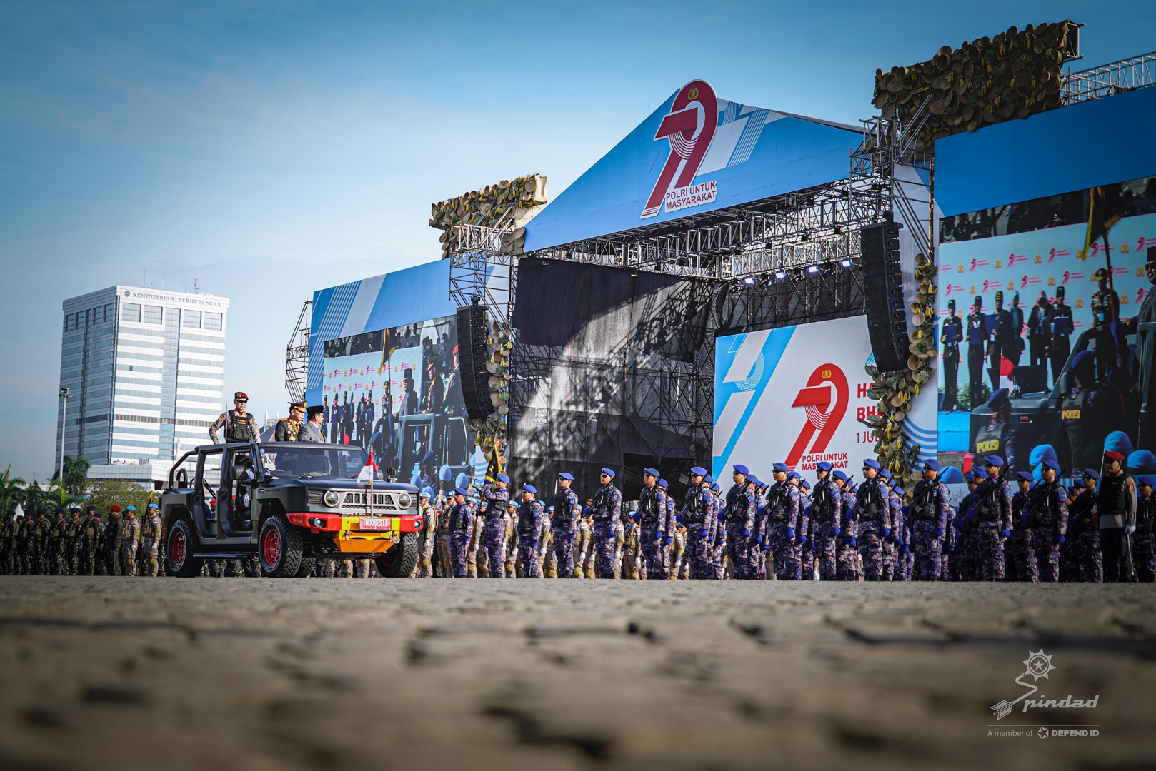 PT Pindad Dukung Upacara Peringatan ke-79 Hari Bhayangkara Melalui Produk Kendaraan dan Senjata