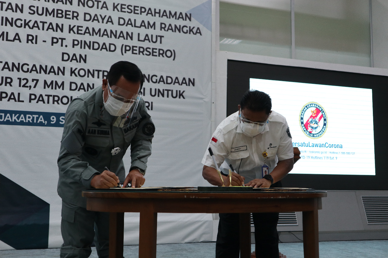 Pindad Signs Weapons and Munitions Procurement Contracts as well as a Memorandum of Understanding for Resource Utilization in the Context of Enhancing Maritime Security of Bakamla RI