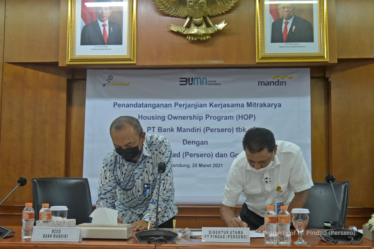 Pindad signed a housing ownership program (HOP) partnership agreement with Bank Mandiri