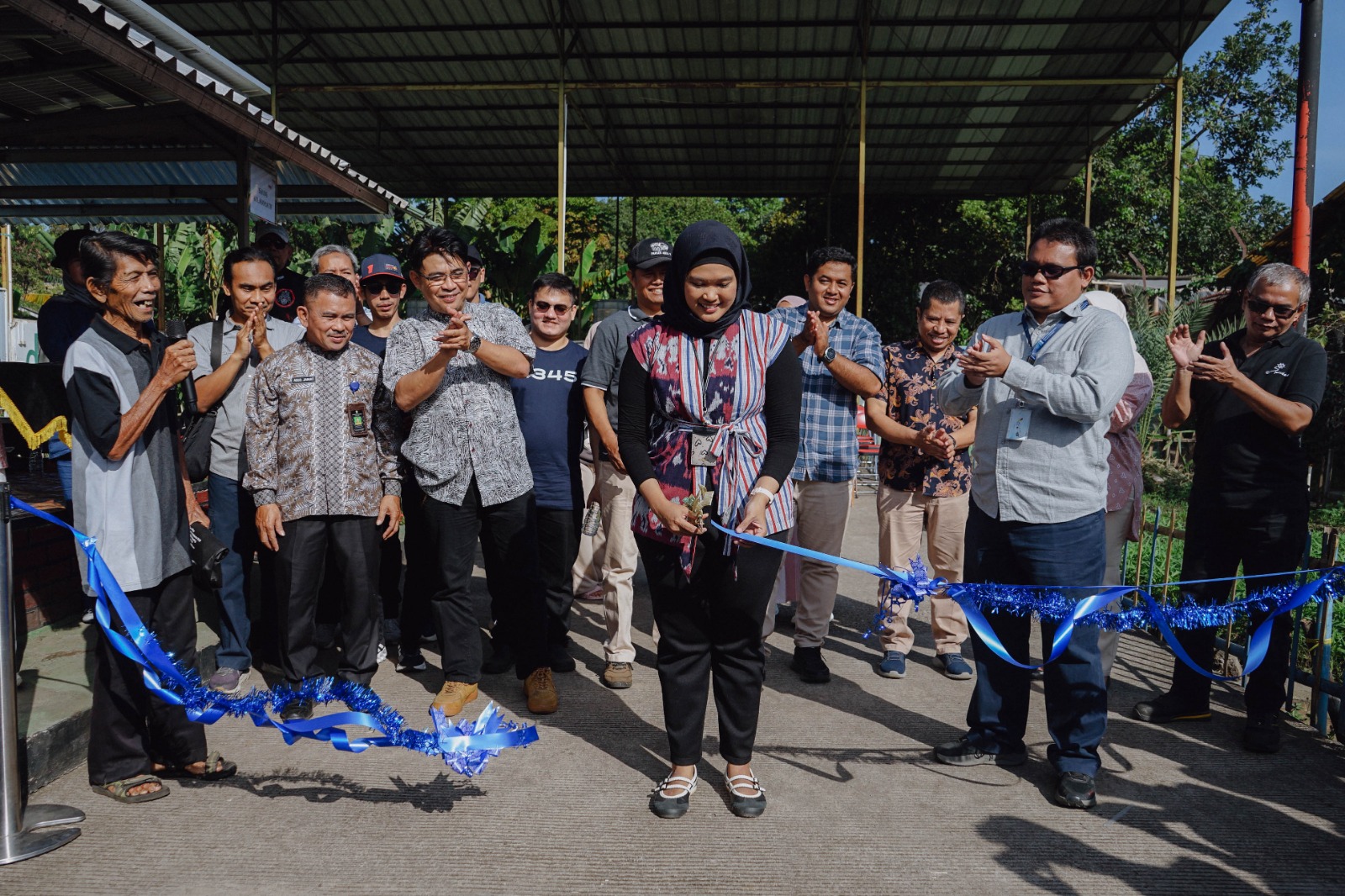 Dukung UMKM Kuliner Lokal, TJSL Pindad Resmikan Pasar Kuliner Maung Pantes