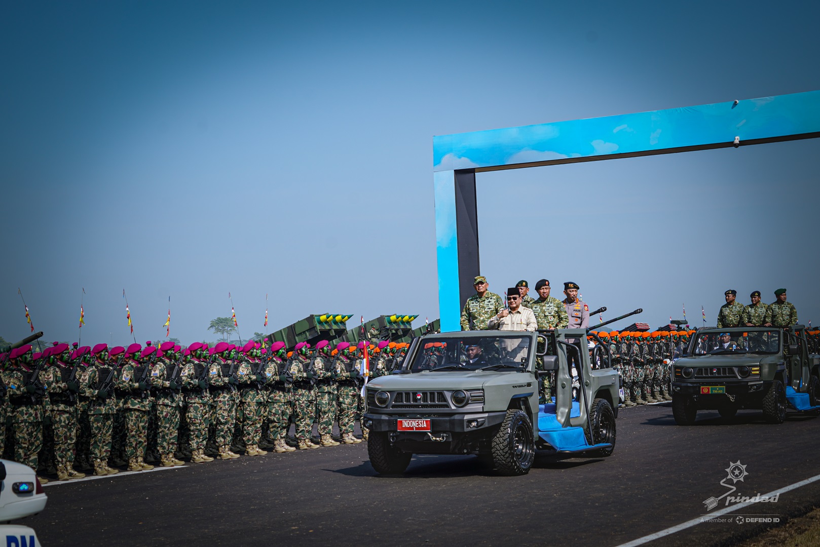 Alutsista Pindad Dukung Upacara Gelar Pasukan Operasional & Kehormatan Militer Di Batujajar