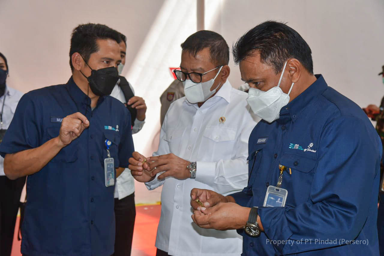 Review production facilities, Deputy Minister of Defense of RI visits Pindad