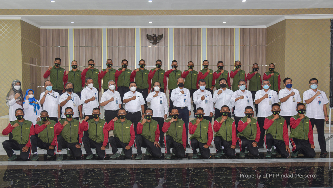 CEO of Pindad welcomes employees that participating in Komcad 2021