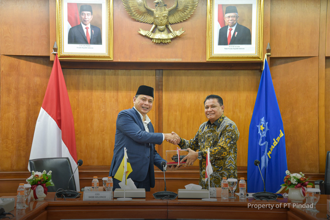 SKKB Holdings Visits Pindad, Explores Potential for Cooperation