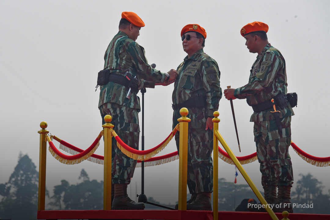 Menhan RI Bersama KSAU dan Dankopasgat Tinjau Produk PT Pindad