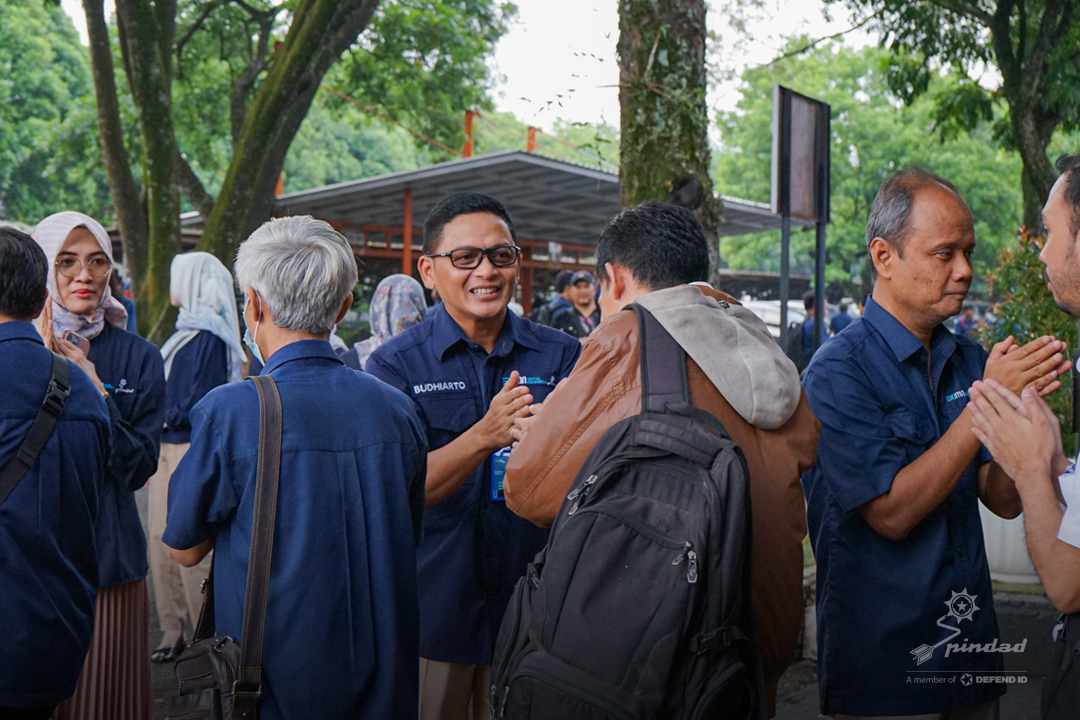 Goes to Eid ul-Fitr, PT Pindad Directors ‘Silaturahim’ with Employees