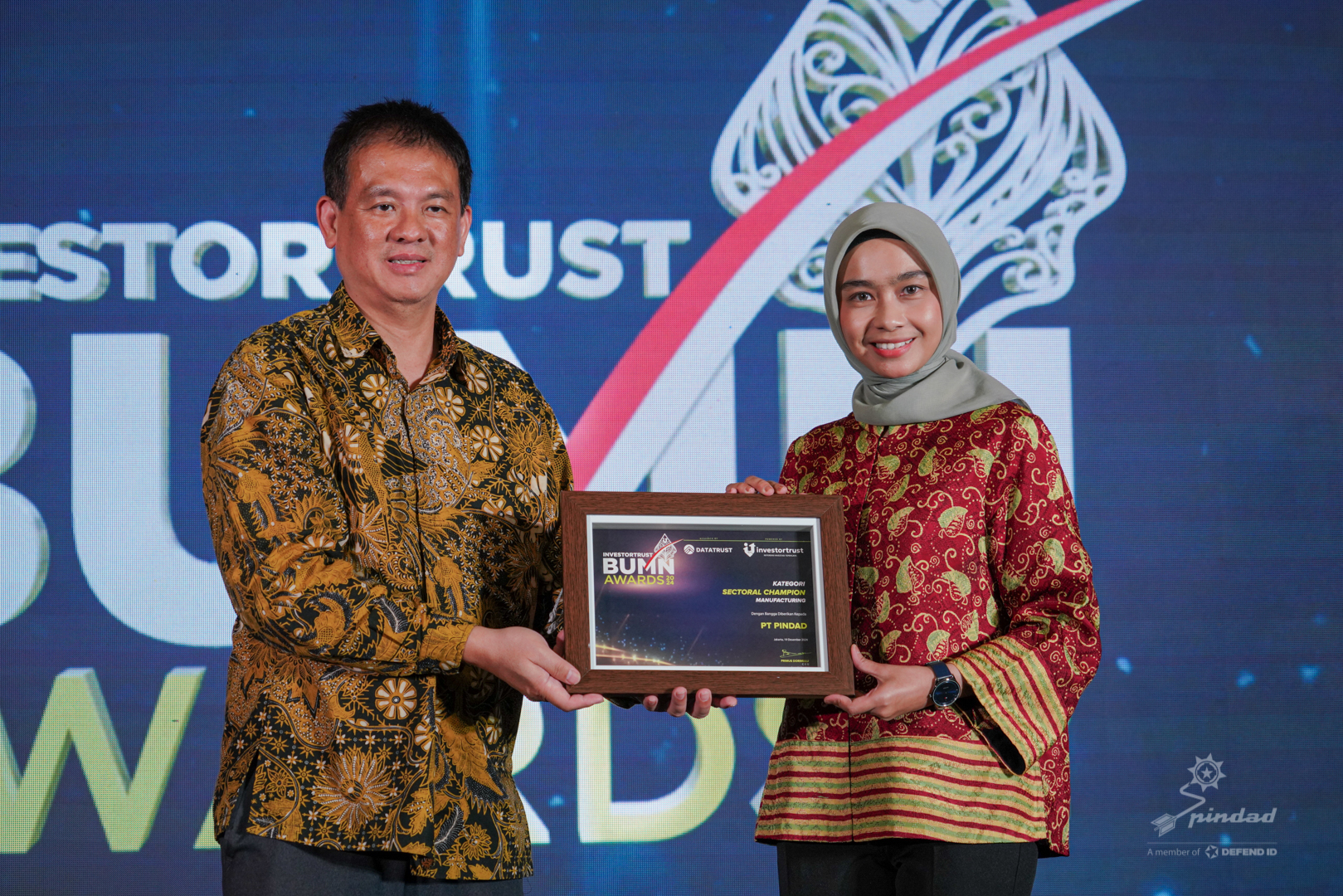 PT Pindad Raih Penghargaan Pada Gelaran Investortrust BUMN Awards 2024