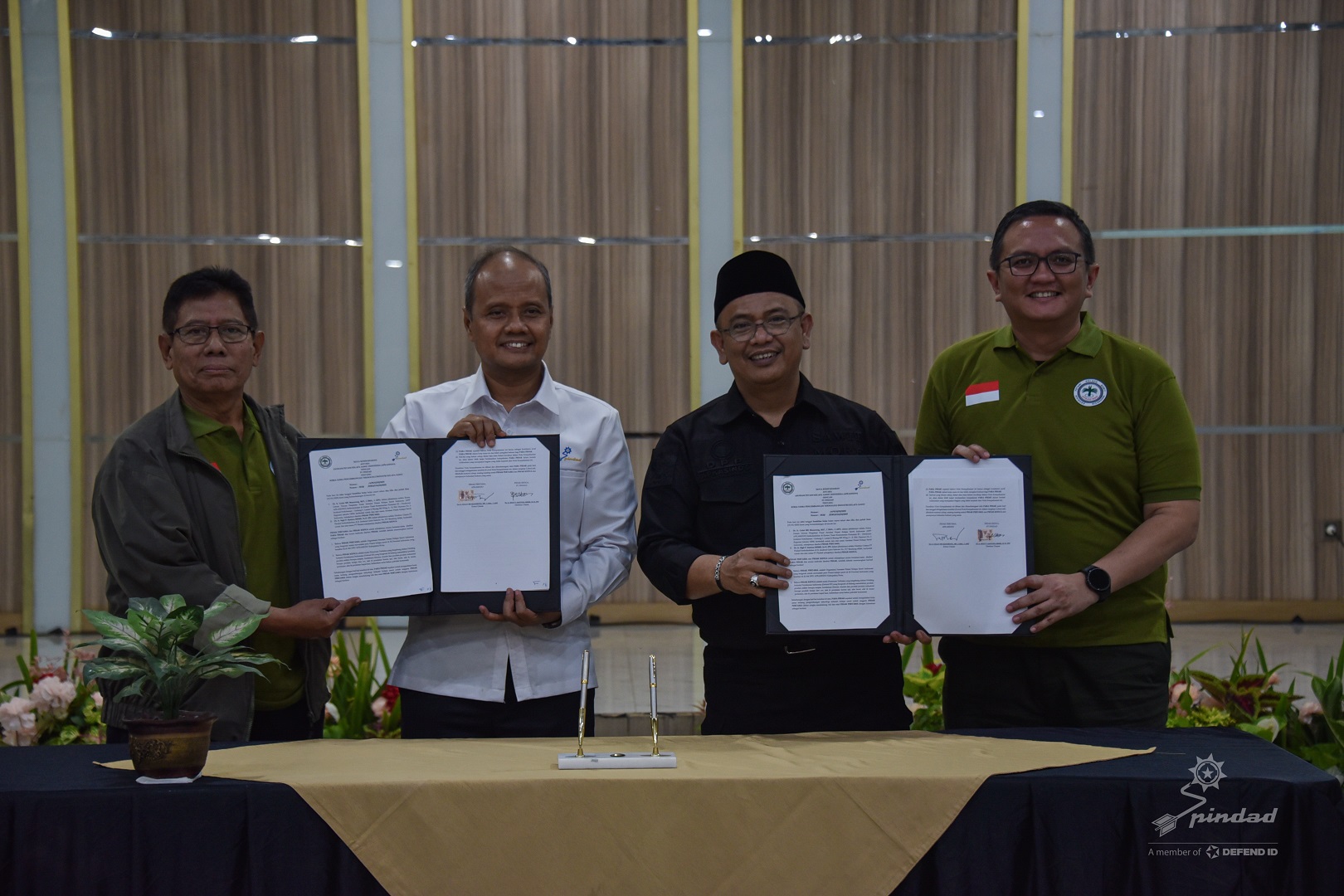 Pengembangan Teknologi Industri Kelapa Sawit, PT Pindad Teken Nota Kesepahaman dengan Apkasindo
