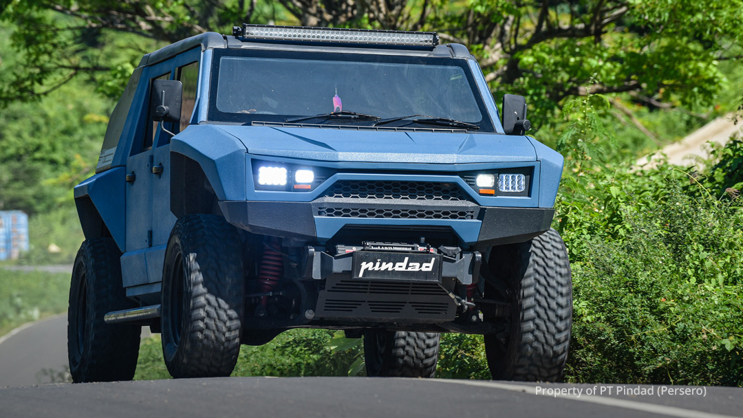 Dukung Ekosistem Kendaraan Listrik, Pindad Perkenalkan Inovasi MotoEV Di Mandalika