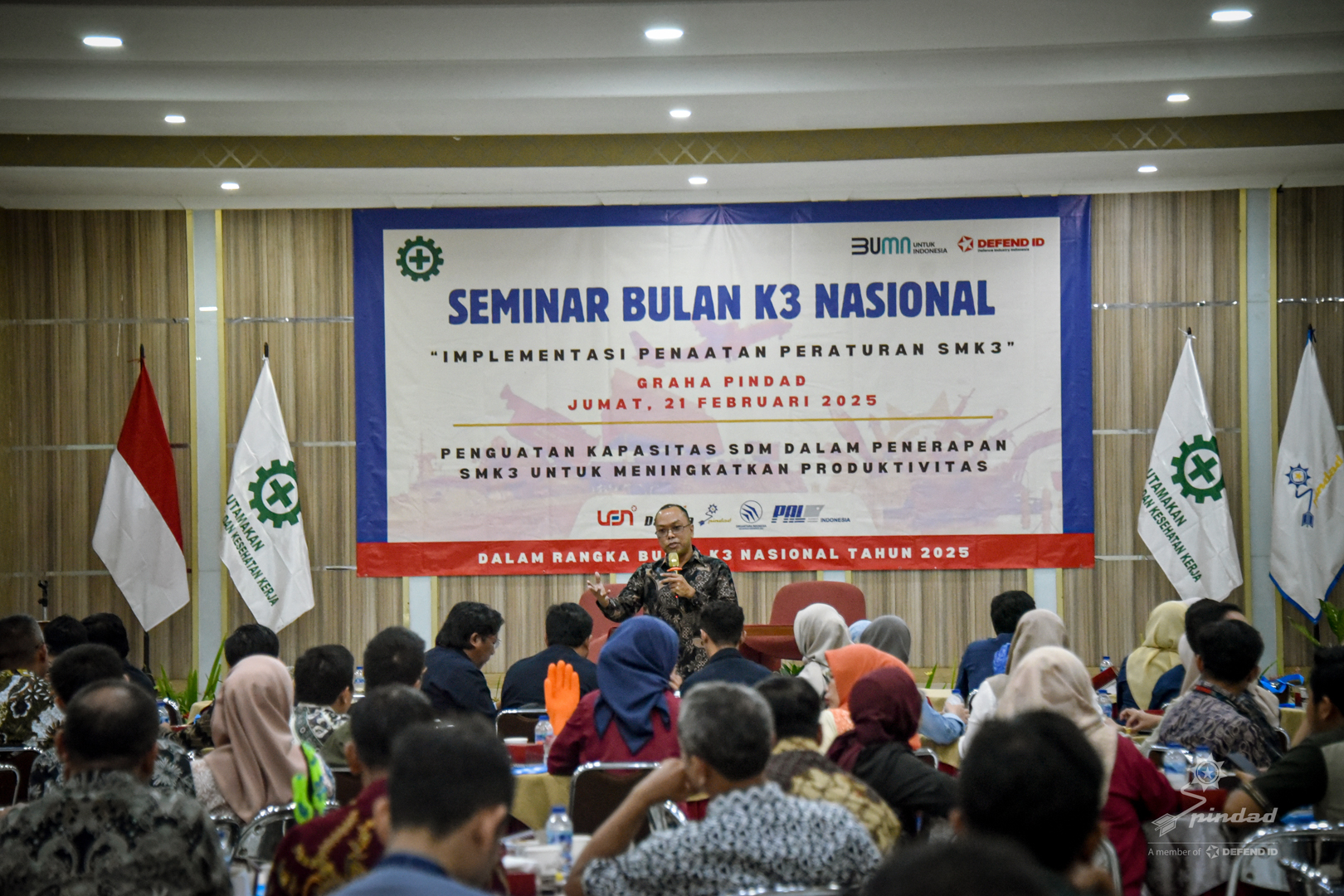 PT Pindad Selenggarakan Seminar Penerapan SMK3 Peringati Bulan K3 Nasional Tahun 2025