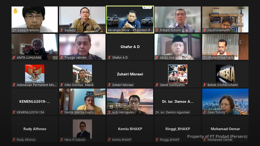 CEO of Pindad deliver a material on meeting with Ambassador candidates of LBBP RI