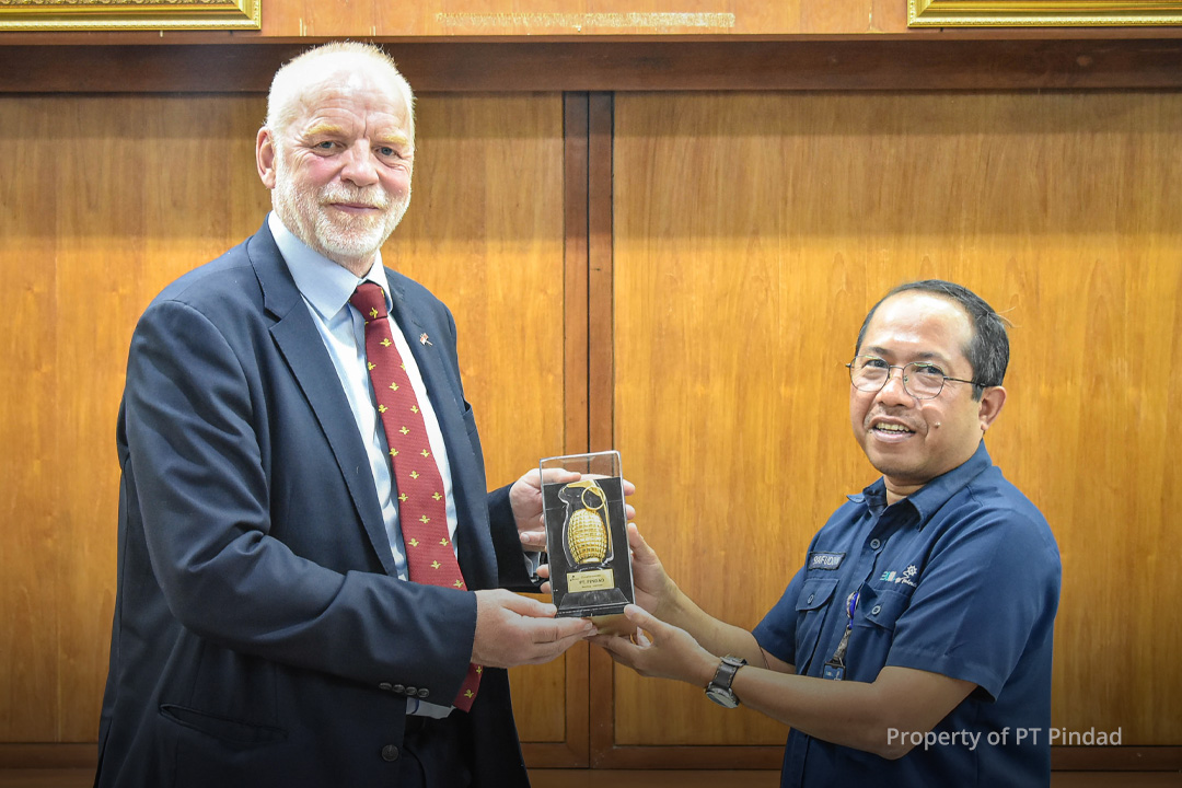 Dirstranis Pindad Terima Kunjungan Delegasi Kedubes Inggris