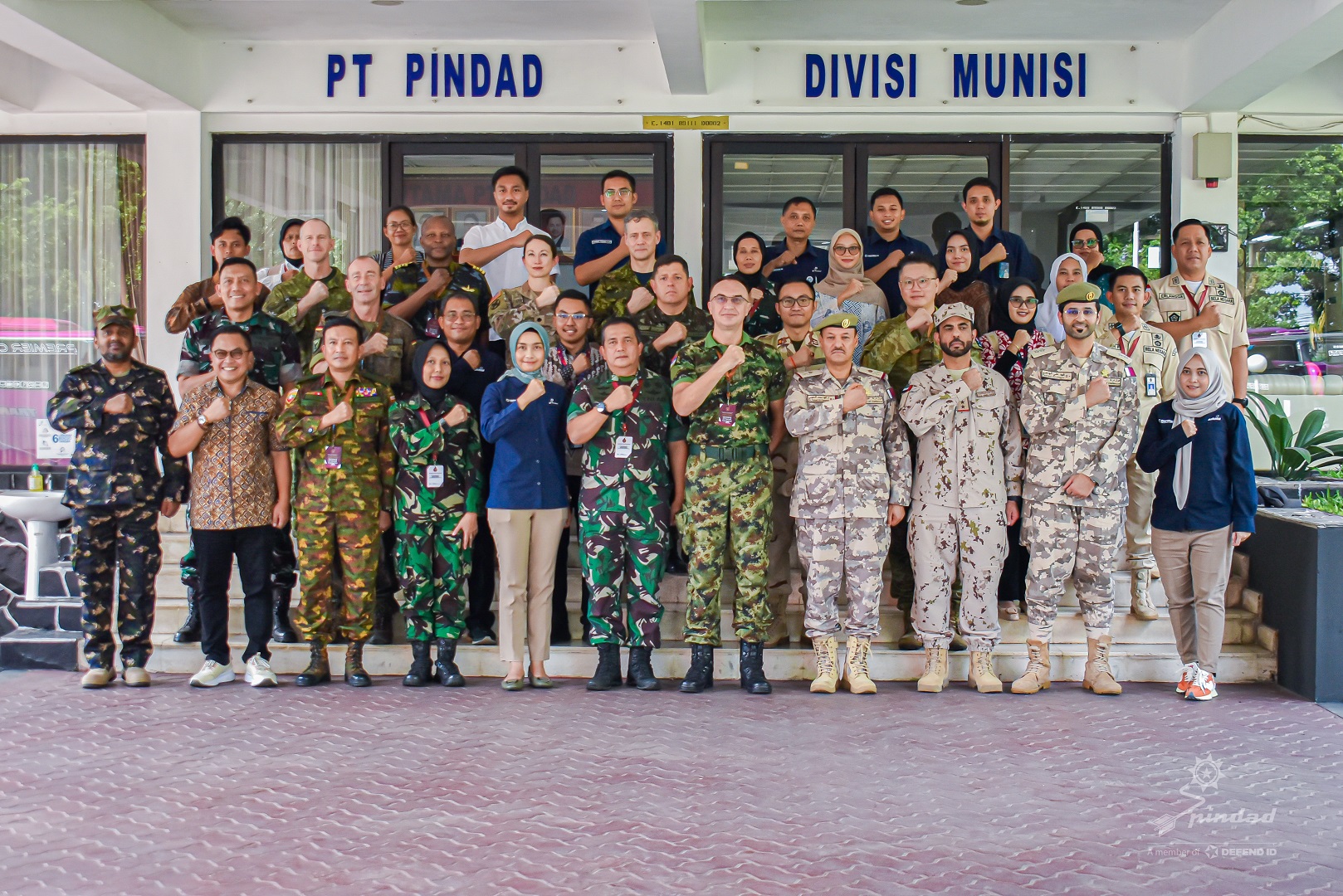 Perdalam Produk Pertahanan Nasional, Peserta Defence Attache Tour 2025 Kunjungi Divisi Munisi Pindad