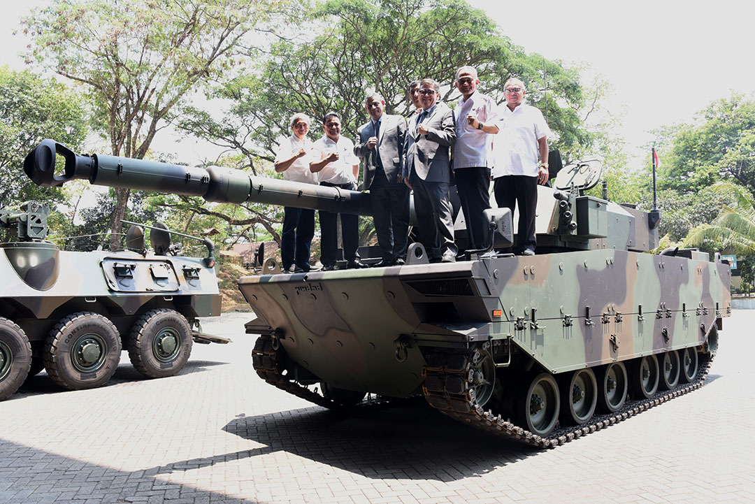 Anti-Narcotics Director of Colombian National Police Visited Pindad