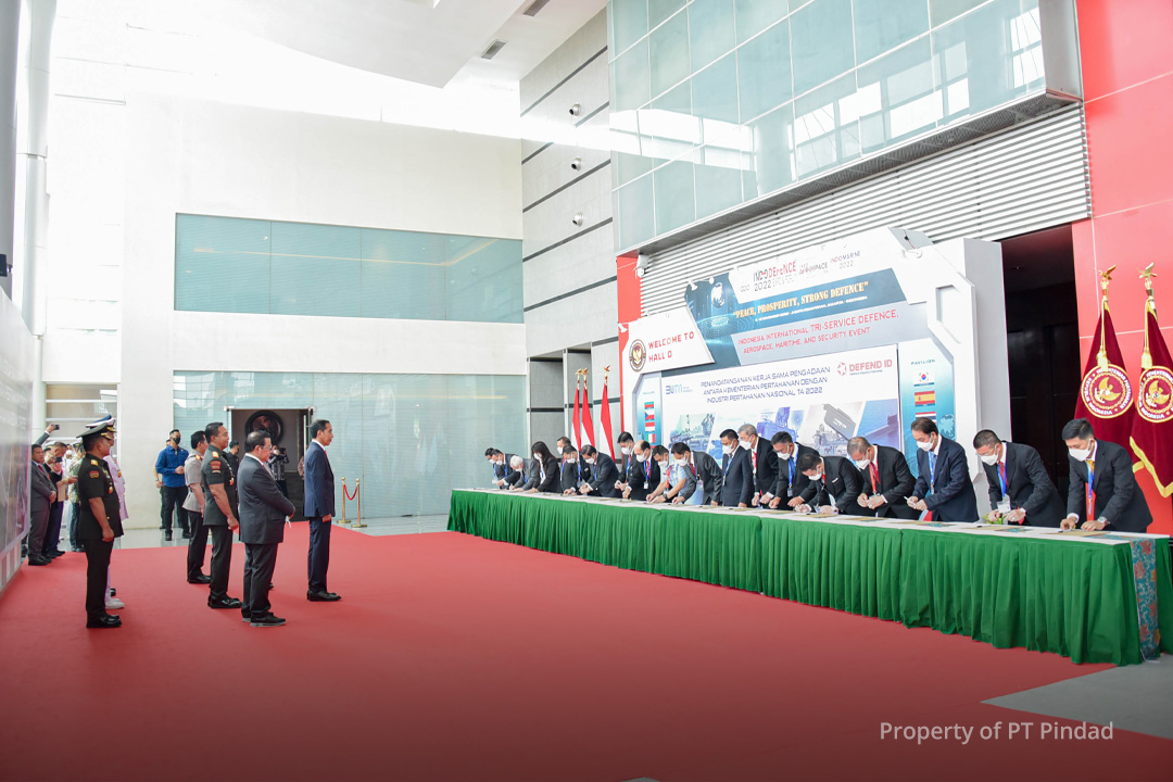 President Joko Widodo Witness the Signing of the Sale and Purchase Contract Defence Equipment Between PT Pindad & Ministry of Defence