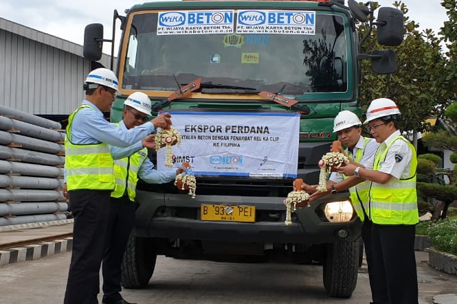 Pindad, IMST dan Wika Kirim Ekspor Perdana BJR Dengan KA-Clip Ke Filipina Untuk Uji Lintasan