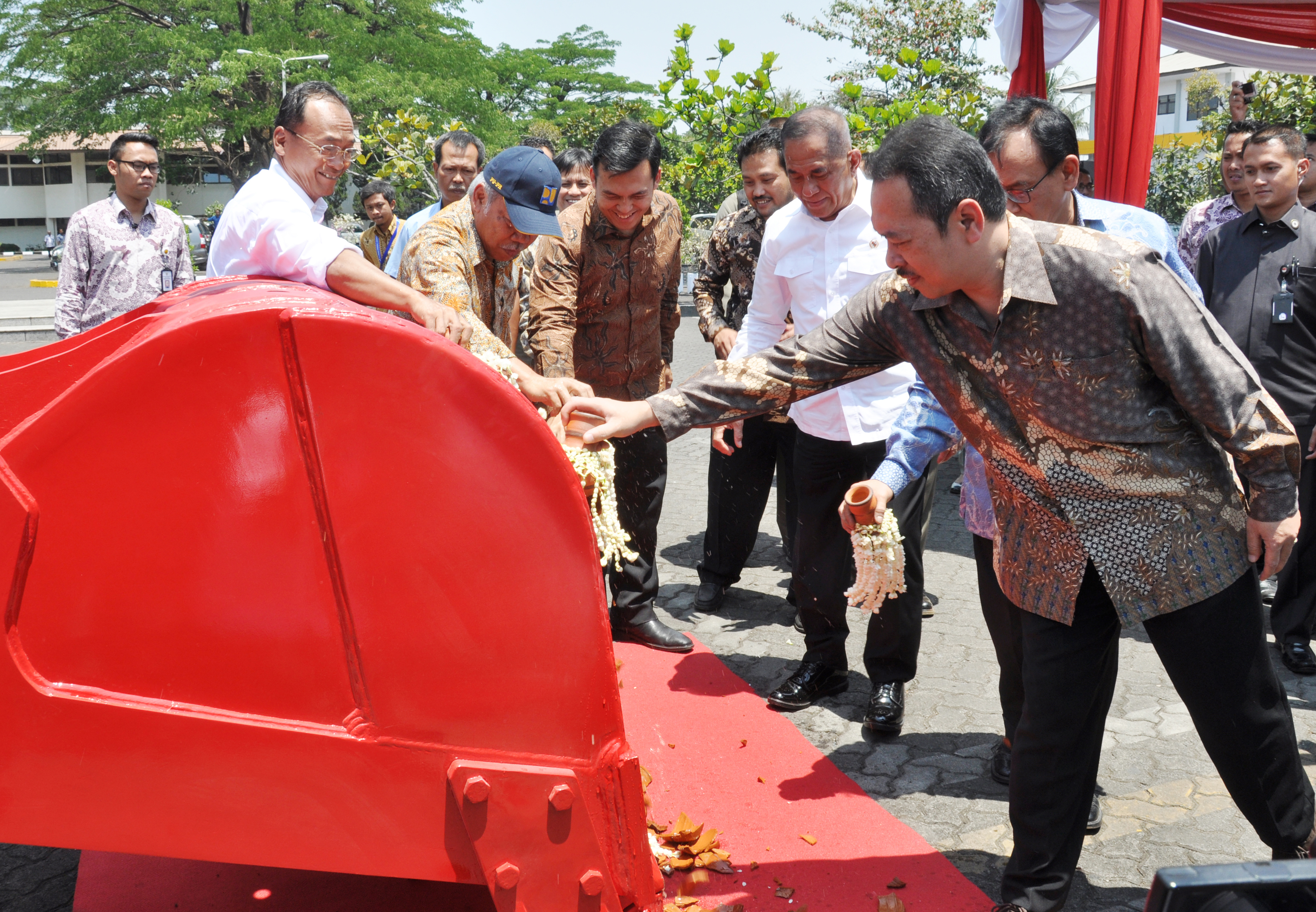 PT Pindad Gelar Peluncuran Resmi Terobosan Baru Pindad Excava 200