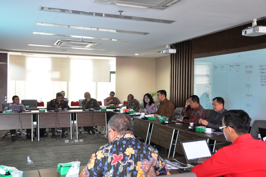 FGD Membangun Industri Pertahanan dan Alutsista Indonesia