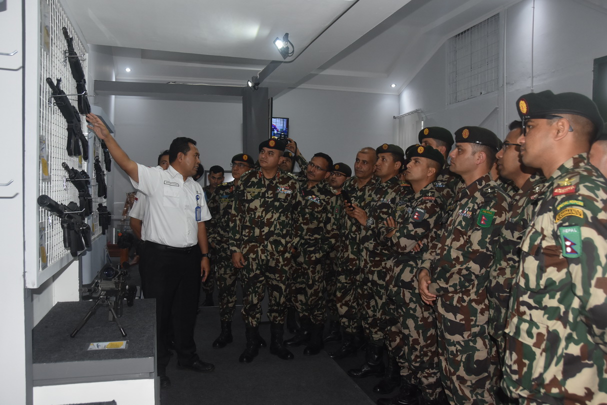  VISIT PINDAD, ACSC NEPAL IS INTERESTED IN BUILDING DEFENSE COOPERATION