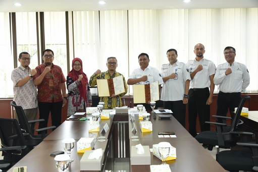 Encouraging Business Transformation, Pindad Collaborates with Telkom University