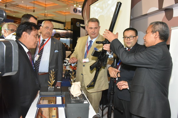 Pindad dan Theon Luncurkan â€œPindad Optronics Workshopâ€