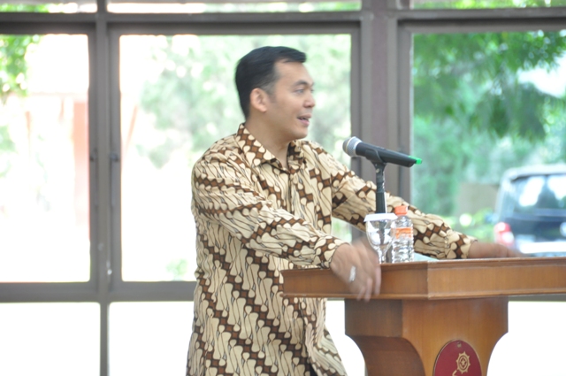 Silmy Karim : Mari Manfaatkan Kesempatan, Berkomitmen, dan Konsisten.