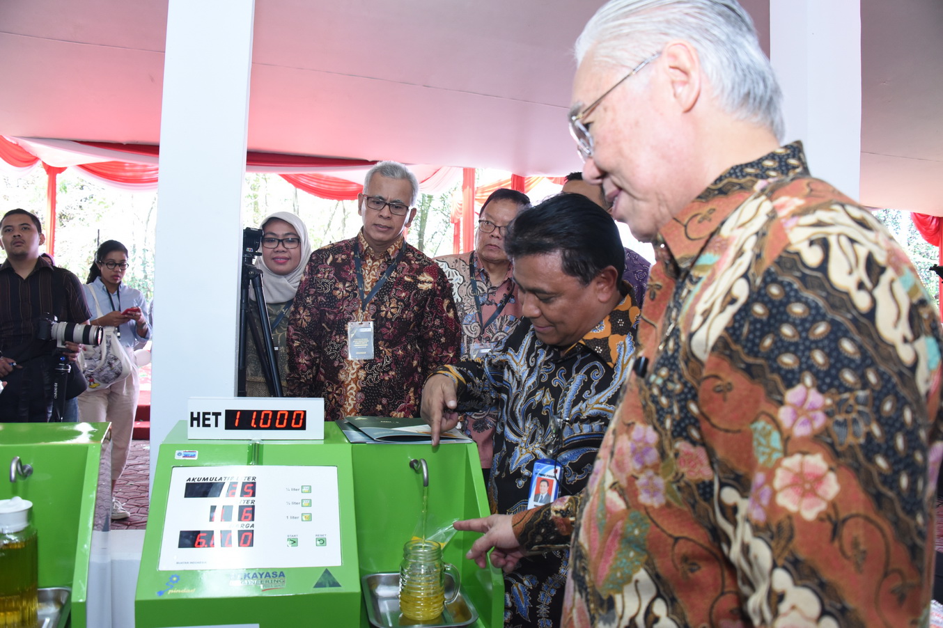 The Minister of Trade Attended the launching of the Automatic Hygienic Cooking Oil Platform