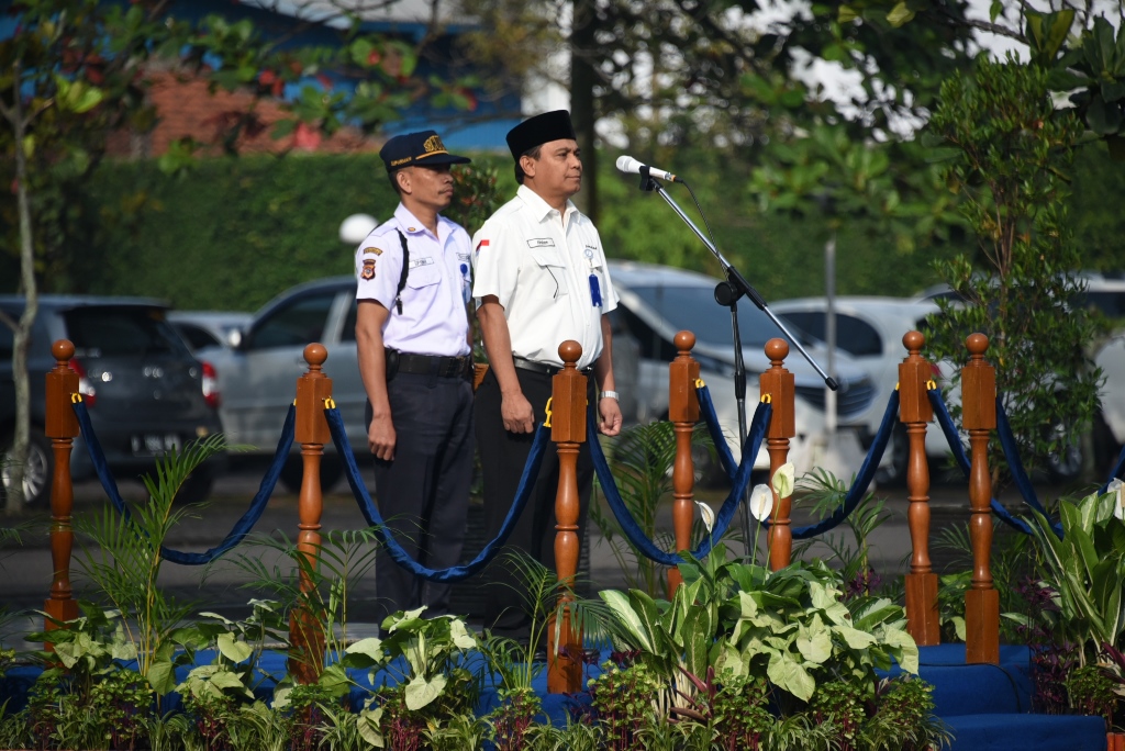 Pindad Peringati Upacara Hari Kemerdekaan Republik Indonesia ke-71