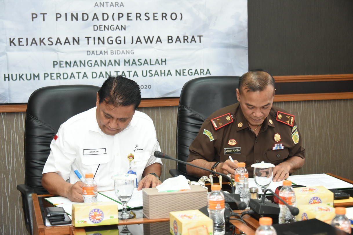 Pindad Signs MoU in Civil & State Administration with the West Java Prosecutor's Office