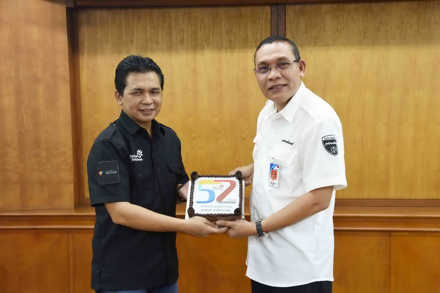 Peringati Hari Jadi Ke-52, Telkom Jalin Silaturahmi Ke Pindad