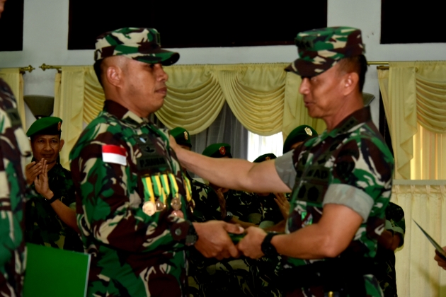 KASAD : Kualitas Tinggi Senjata Pindad Turut Dukung TNI AD Juara Umum AASAM 2016