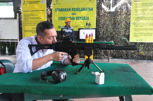 Kunjungan Komisi I DPR ke PT Pindad (Persero)