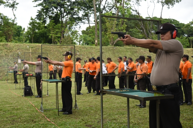 Latihan Menembak Ditpamobvit Polda Jabar, Guna Meningkatkan Kewaspadaan Personil