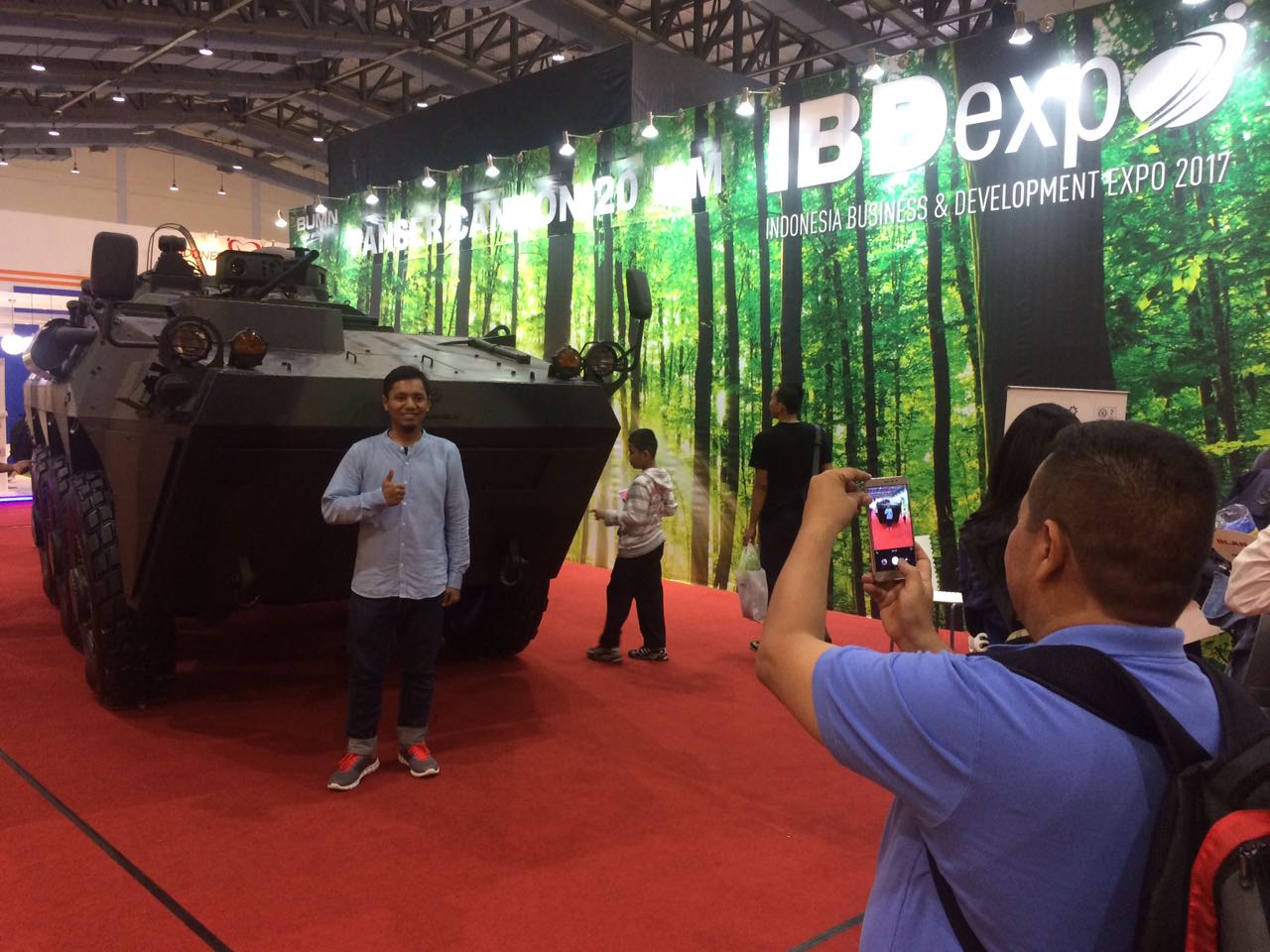 Di IBD Expo 2017, Pengunjung Bisa Menembak dan Mengendarai Kendaraan Khusus Buatan Pindad