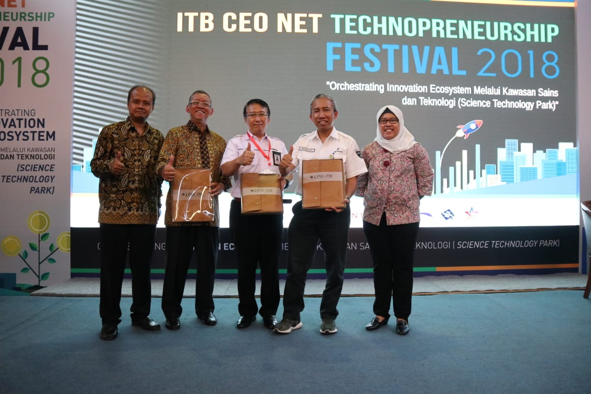 Pindad's Chief Business of Defense and Security Product Officer Becomes a Speaker at ITB CEO NET & Technopreneurship Festival 2018