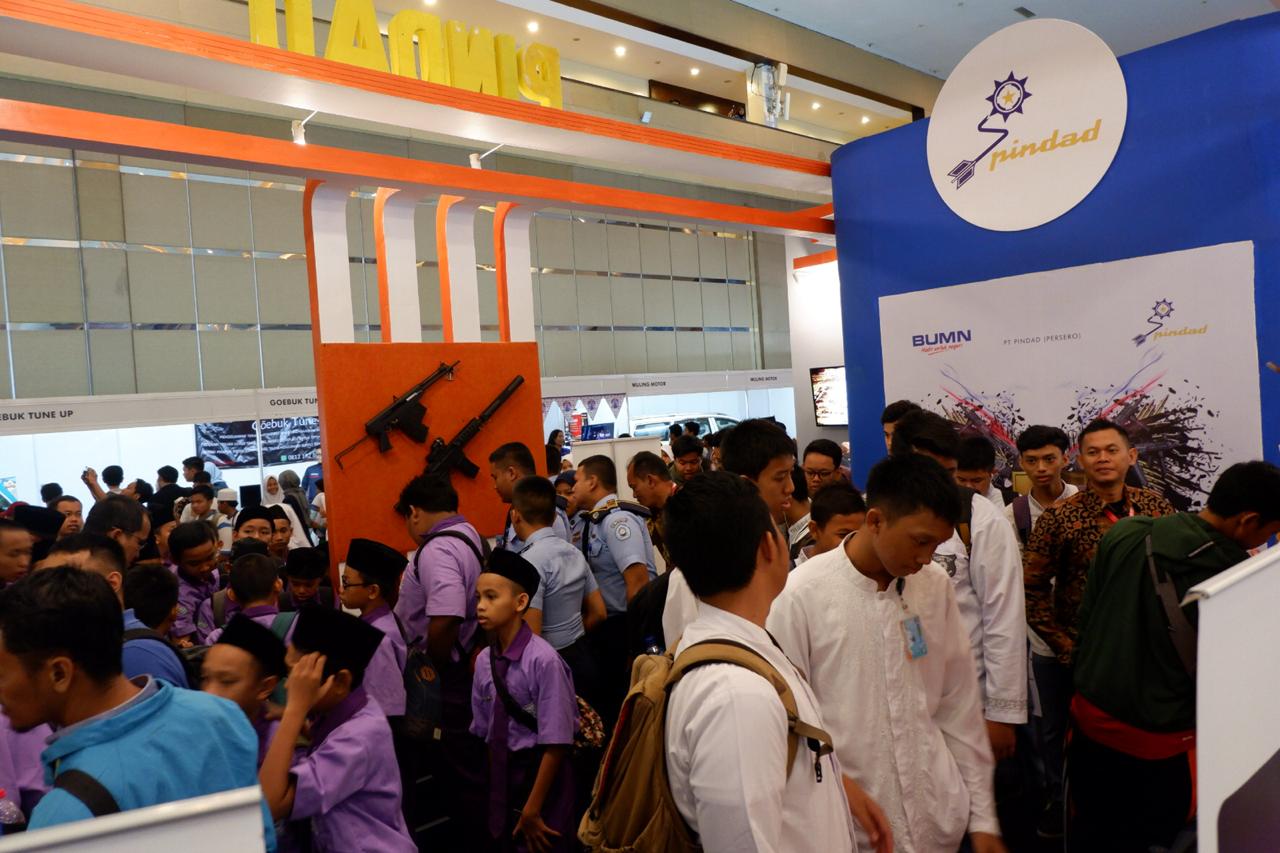 Pindad Show Innovation Products at Bekraf Habibie Festival