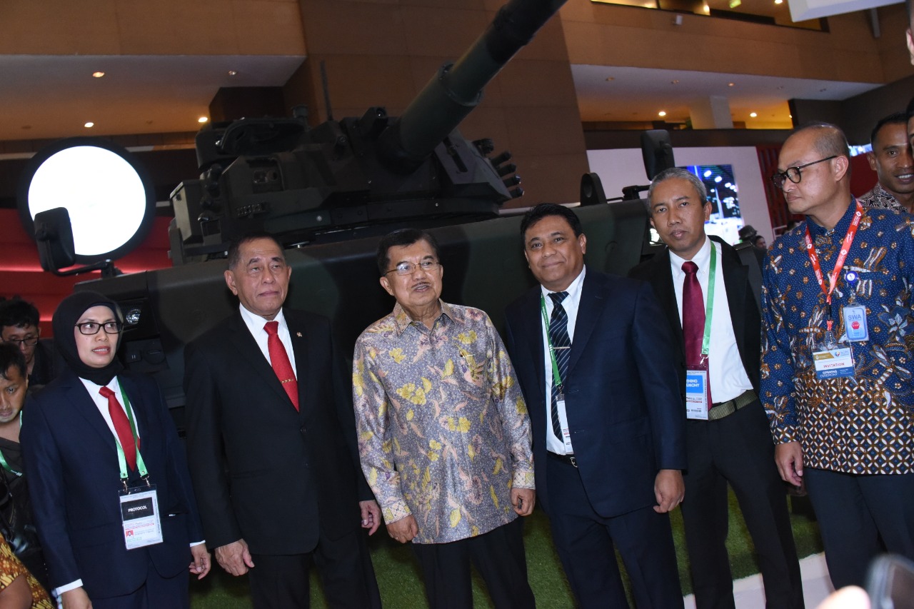 Pindad Show Medium Tanks and Latest Products in Indodefence 2018