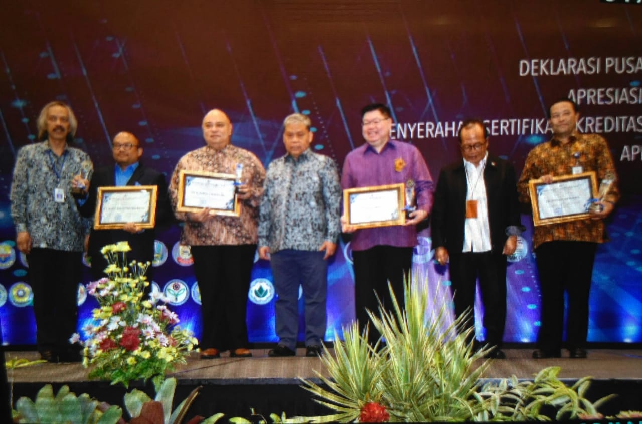 Pindad Raih Penghargaan Pada Apresiasi Lembaga Penelitian dan Pengembangan tahun 2018