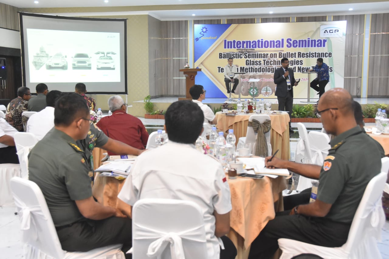 Pindad Selenggarakan Seminar Anti Peluru