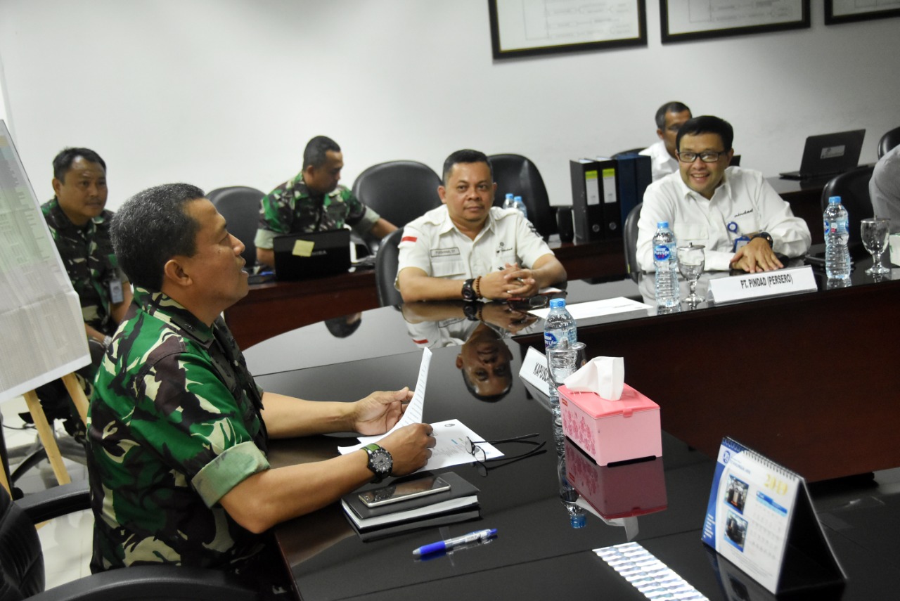 Pindad Acquired Certificate of Military Air Weapon Type of RHan 122 B