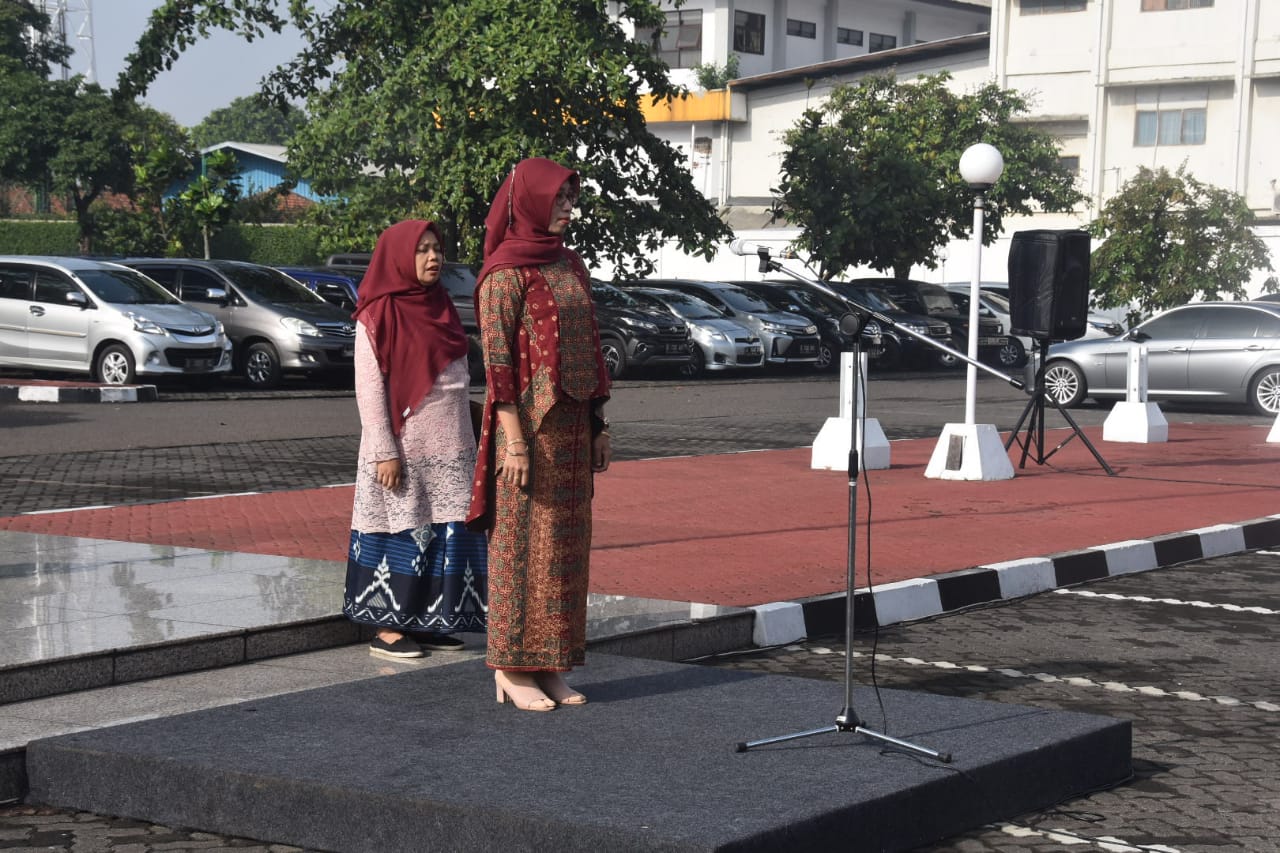  Commemorating Mother's Day, Pindad Held Ceremonies in Bandung and Turen
