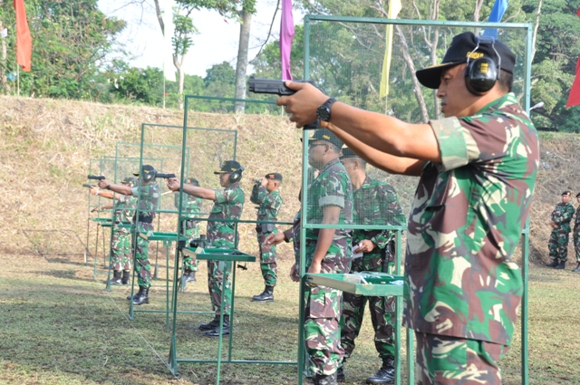 Exclusive Pistol Shooting Practice at PT Pindad (Persero)