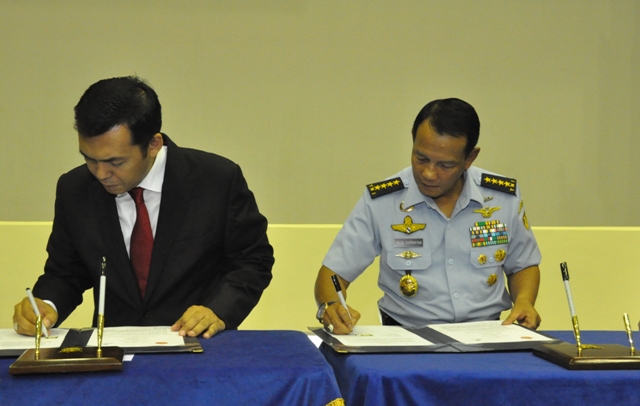 Pindad Dukung Pengembangan Persenjataan TNI AU