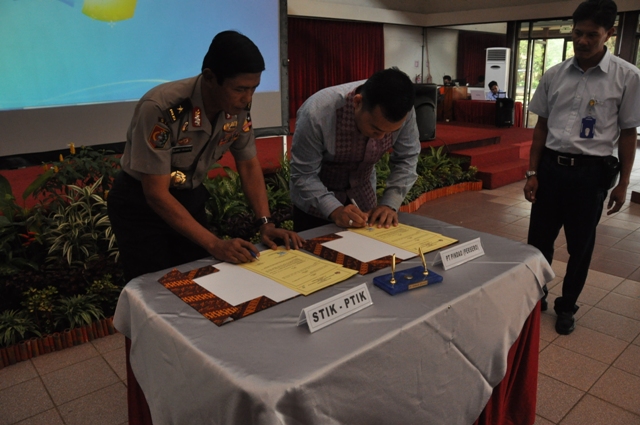 Pindad and STIK-PTIK Polri are in Cooperation in Education and Research