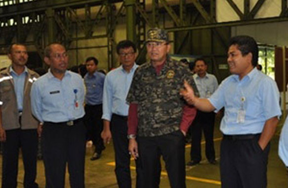 President Director of Semen Tonasa Visited PT Pindad (Persero)